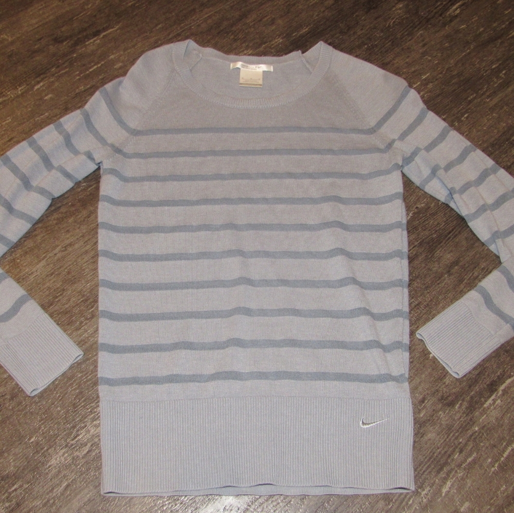 Nike golf womens blue striped sweater size M